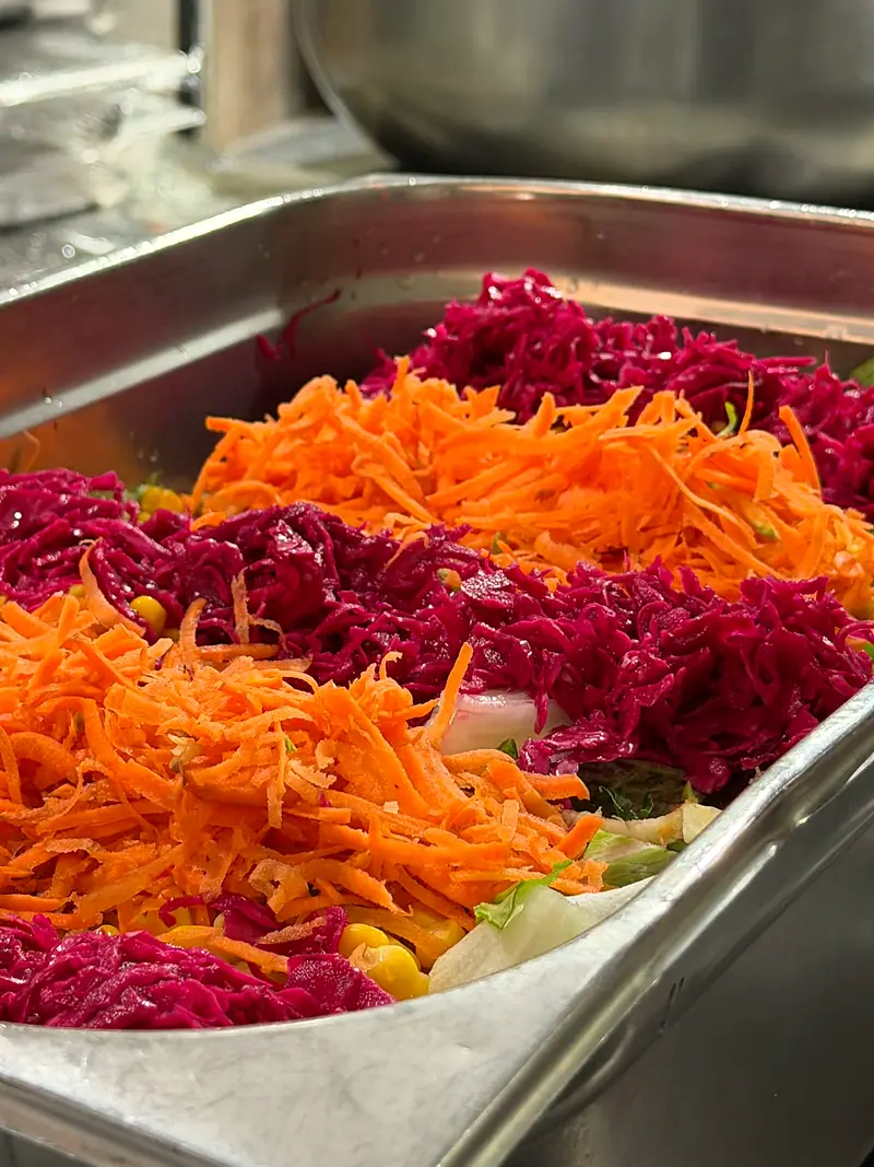 Taze salata